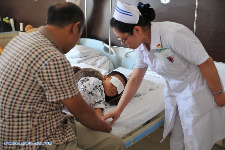 Tía es sospechosa de sacar ojos a niño en China