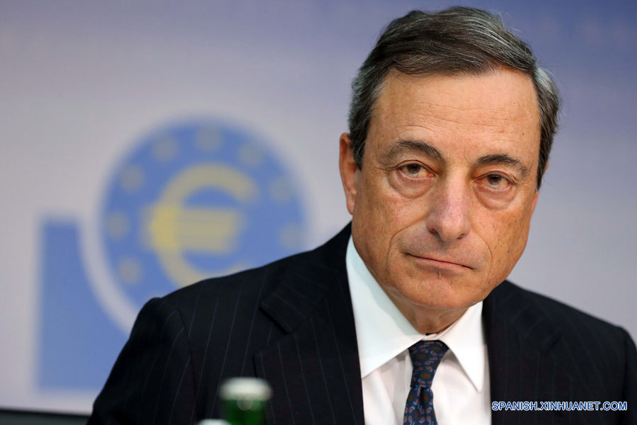 BCE mantiene tasa de interés sin cambio y modifica pronóstico de crecimiento
