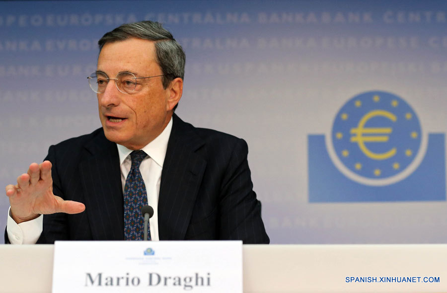 BCE mantiene tasa de interés sin cambio y modifica pronóstico de crecimiento