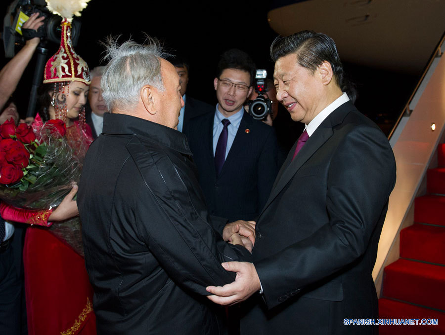 Presidente chino llega a Kazajistán para visita de Estado
