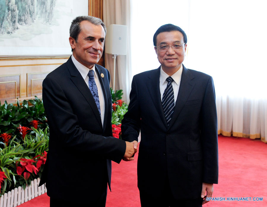 Premieres de China y Bulgaria prometen mejorar relaciones bilaterales