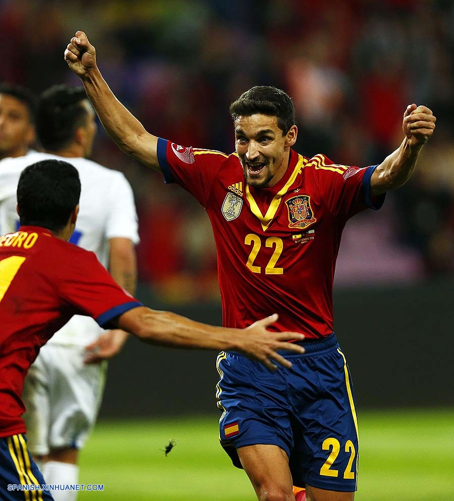 Fútbol: España sufre para empatar 2-2 con Chile en partido amistoso