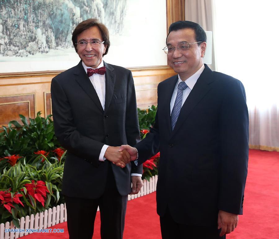 Primer ministro chino se reúne con homólogo belga