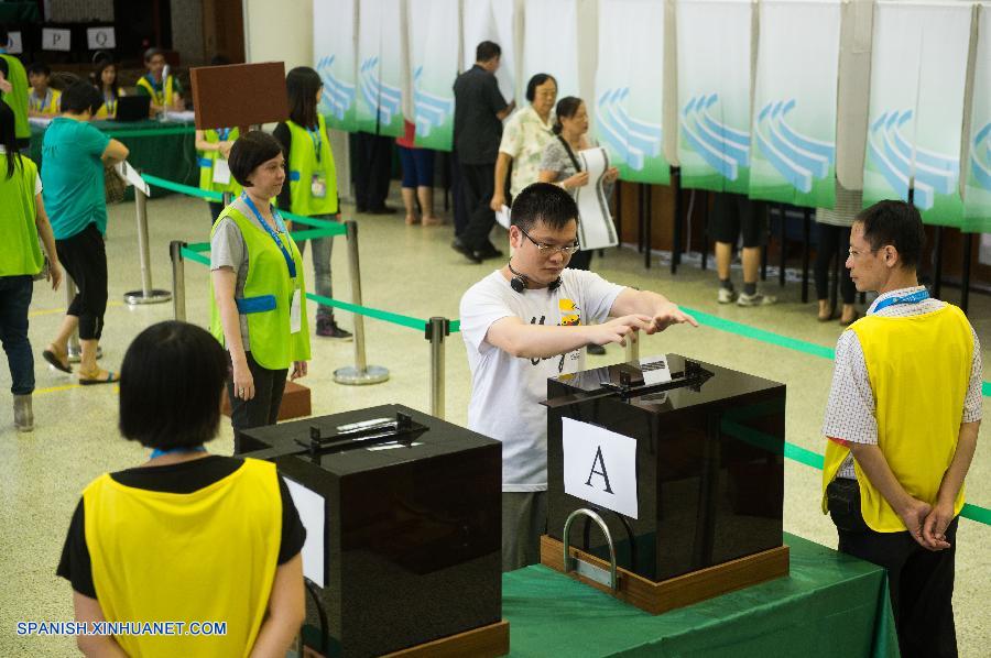 Residentes de Macao acuden a las urnas para elegir nueva asamblea legislativa