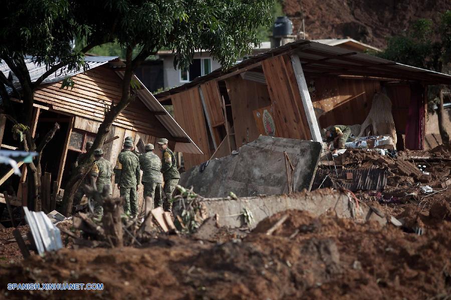 Llega a 139 número de muertos en México por inundaciones y deslaves