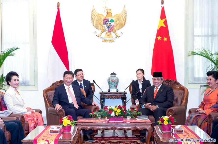 Presidentes chino e indonesio elevan relaciones bilaterales a asociación estratégica integral (4)