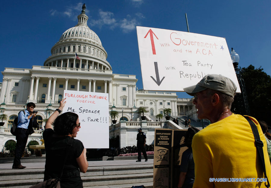 Obama hablará con congresistas sobre paralización de gobierno