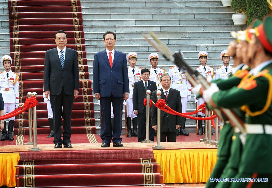 China y Vietnam acuerdan profundizar asociación en tres vías