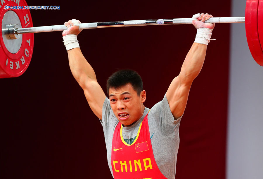 Halterofilia: Chino gana oro en categoría de 62 kilogramos en Campeonato Mundial