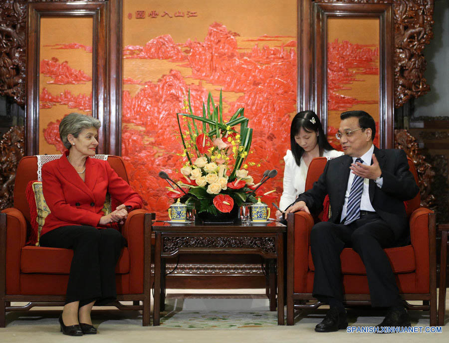 Primer ministro chino se reúne con directora general de Unesco