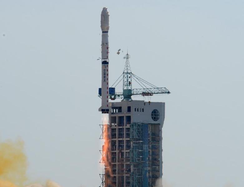 China lanza satélite experimental Shijian-16 (3)