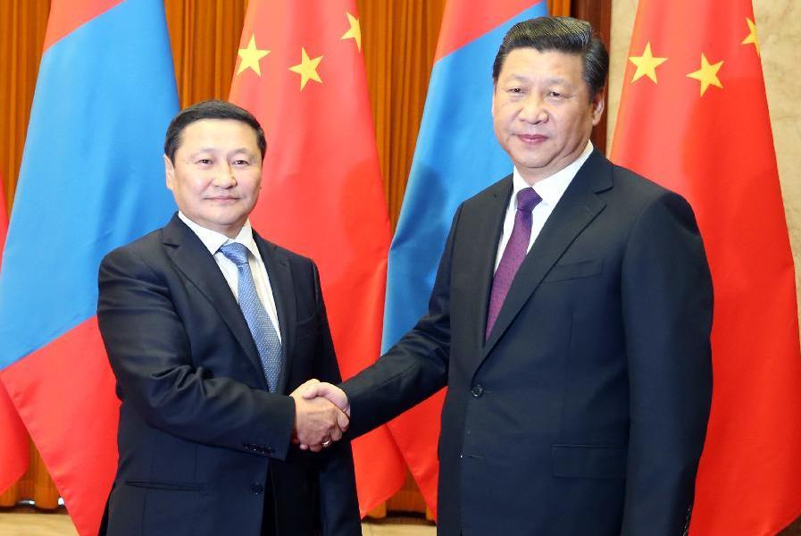 Presidente chino se reúne con primer ministro de Mongolia