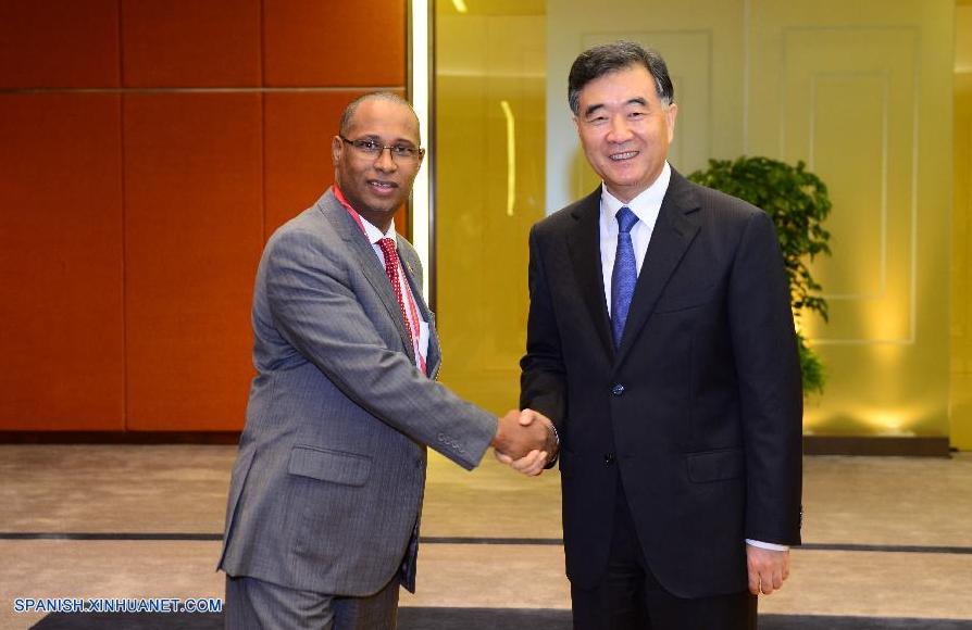 Viceprimer ministro chino pide cooperación estrecha con países de habla portuguesa