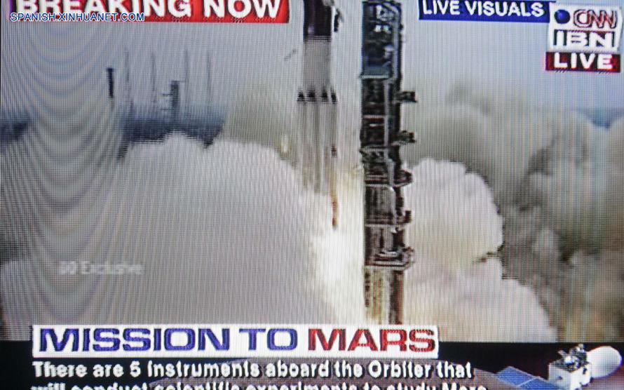 India lanza su primera misión a Marte