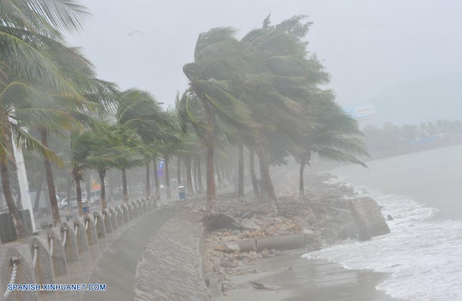 Tifón Haiyan lleva vendavales y aguaceros a sur de China