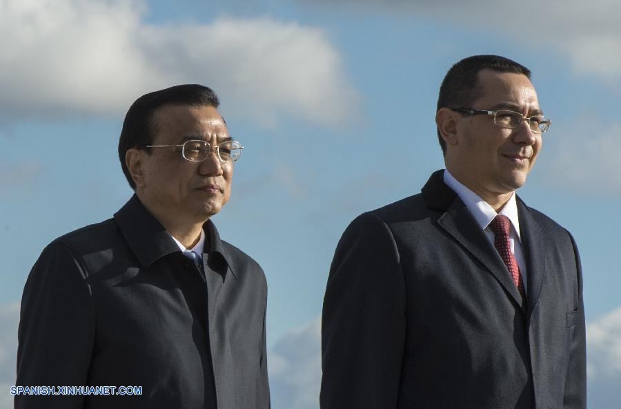 Primer ministro chino visita Rumanía y asistirá a cumbre con líderes de Europa Central y Oriental
