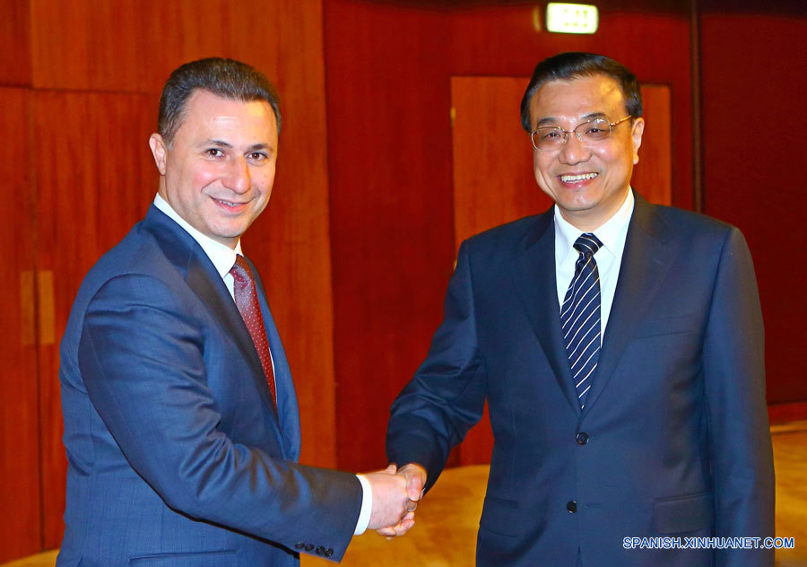 PM chino habla de cooperación con líderes de ECO