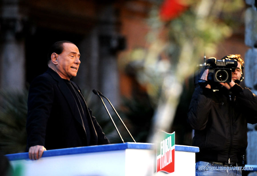 Senado italiano decide expulsar a Berlusconi del Parlamento