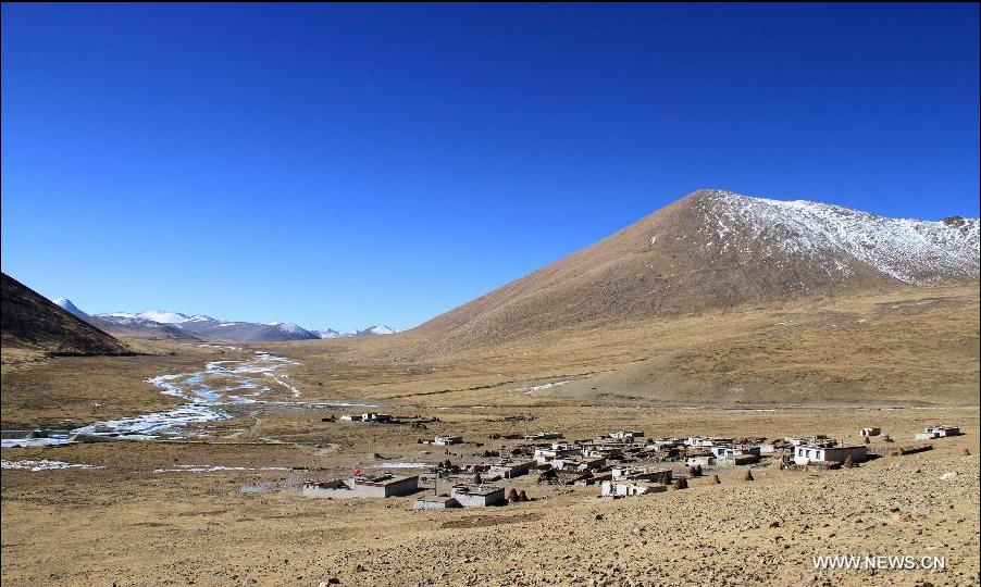 Nueva imagen de los pueblos del Tíbet gracias a la ayuda del gobierno (3)