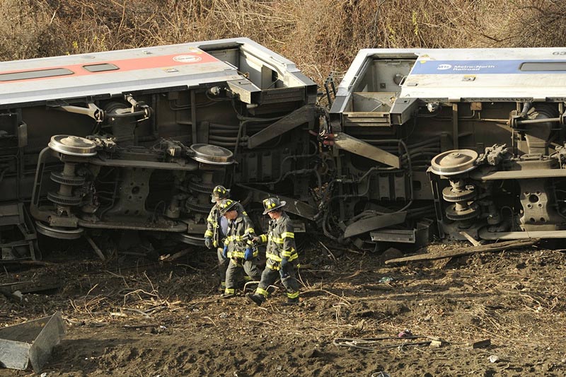 Autoridades tardarán entre siete y diez días en determinar causas de trenazo en Nueva York