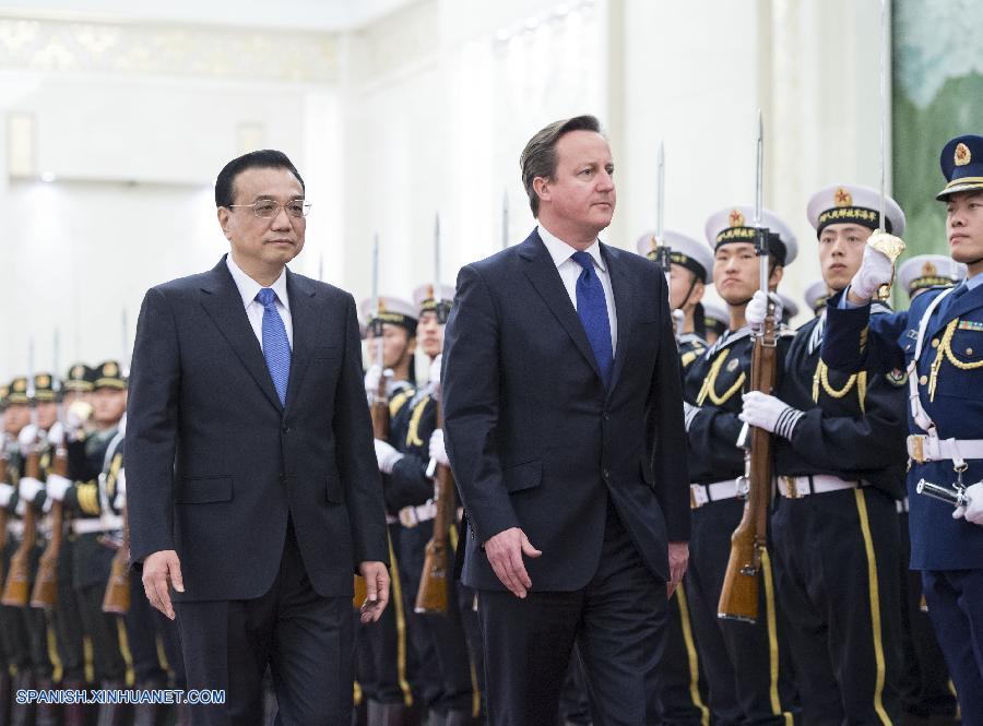 Premier chino se reúne con su homólogo británico Cameron