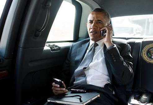 A Obama no le permiten tener iPhone por «razones de seguridad»