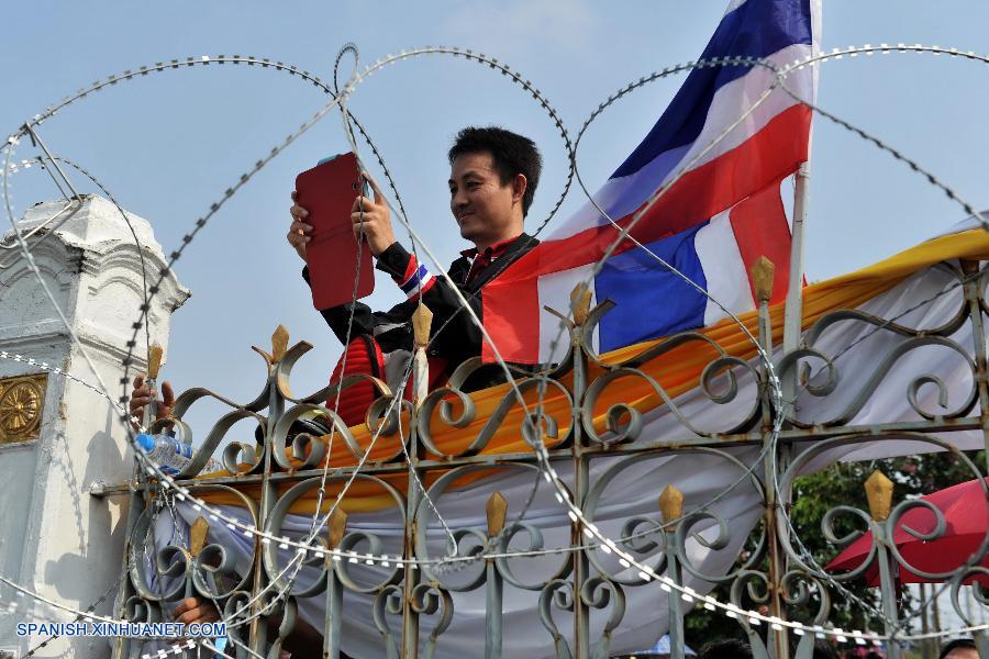 Oposición tailandesa recurre a Constitución para reclamar poder