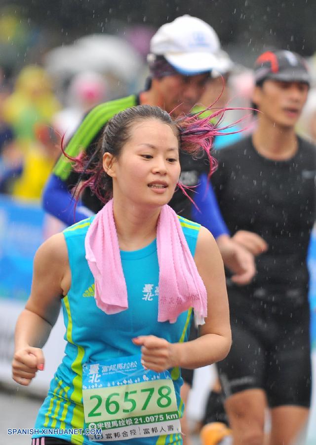 70.000 personas participan en la maratón de Taipei