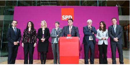 RESUMEN: Partidos alemanes dan a conocer nuevo gabinete de coalición