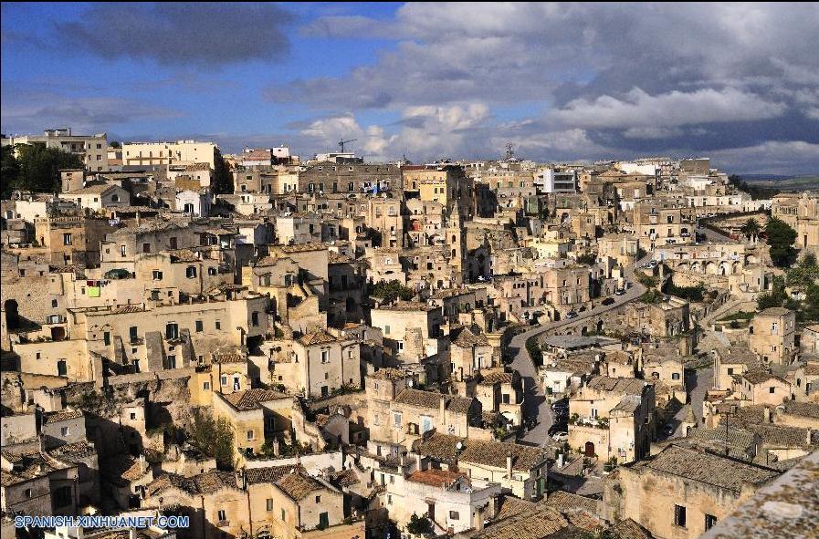Los Sassi, la parte antigua de la ciudad de Matera de Italia (3)