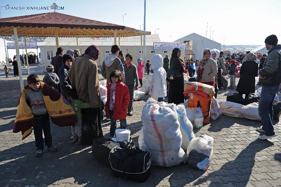 ONU: Refugiados sirios en Turquía llegarán a 1,5 millones en 2014
