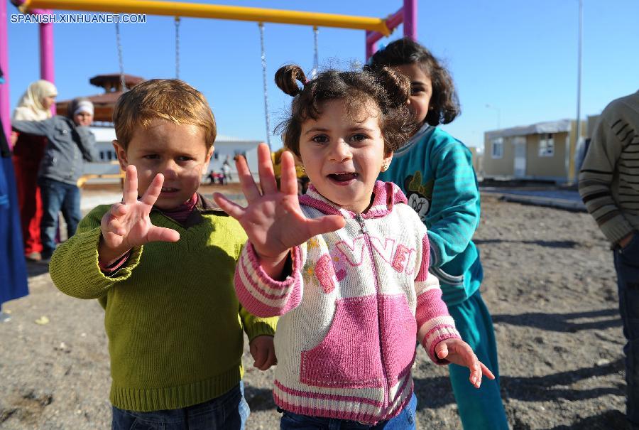 Número de refugiados sirios en Líbano llega a 842.000