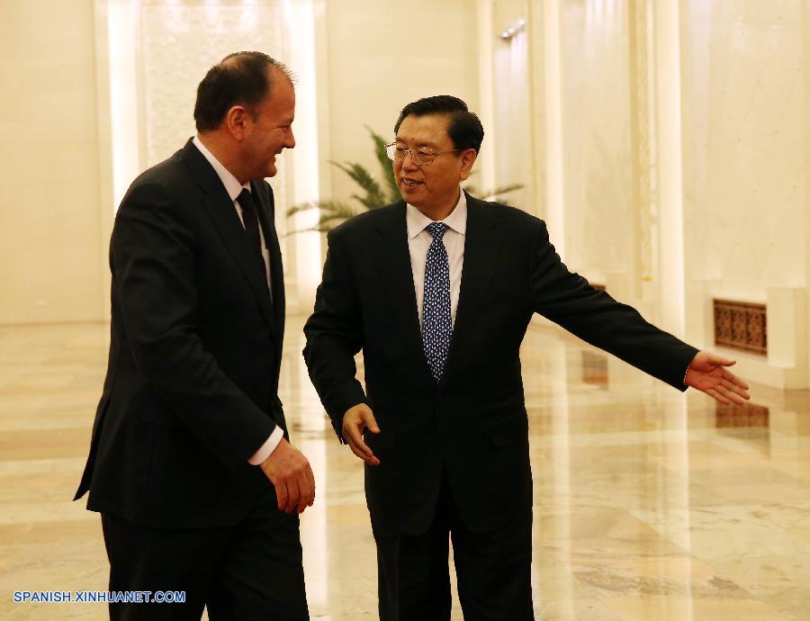 China y Bulgaria mejorarán intercambios parlamentarios