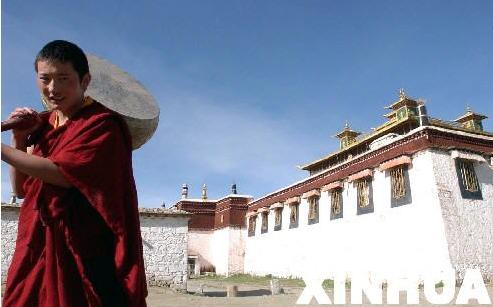 30.000 monjes y monjas tibetanos registrados disfrutan de seguridad social completa