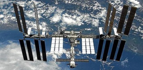La NASA hará un paseo espacial de urgencia para reparar la ISS