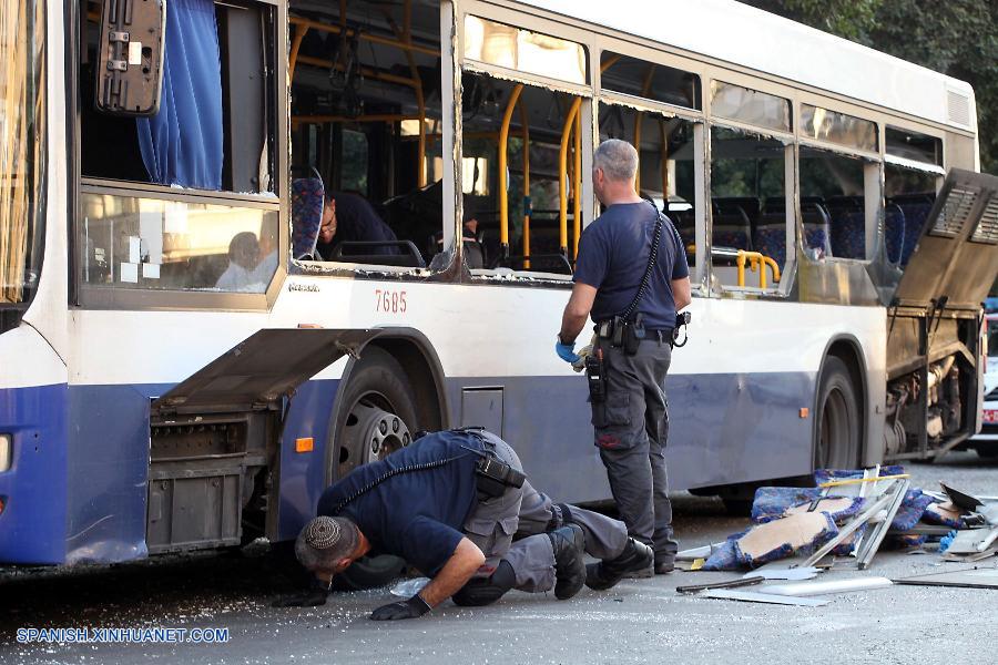 Estalla bomba en autobús en Tel Aviv