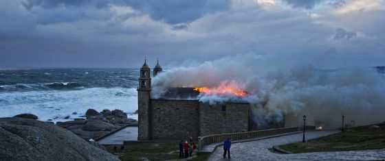 Rayo incendia un emblemático santuario en España