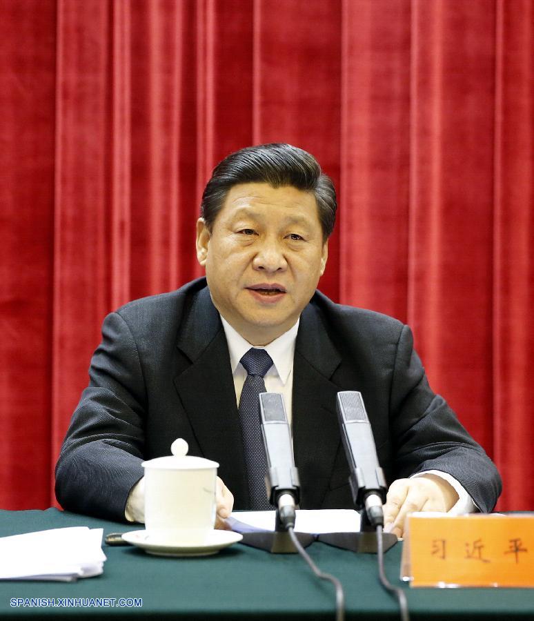 Enfoque de China: Presidente chino exhorta a mantener en alto bandera de Mao "por siempre"