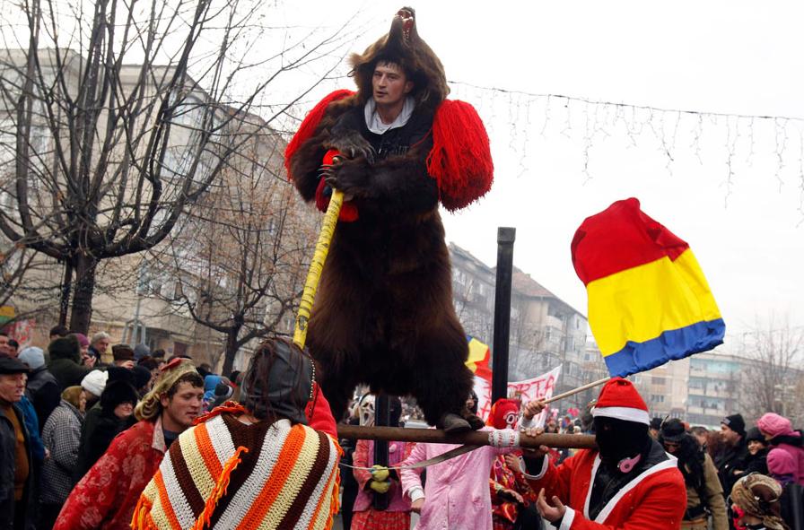 El baile del oso para la buena suerte (4)