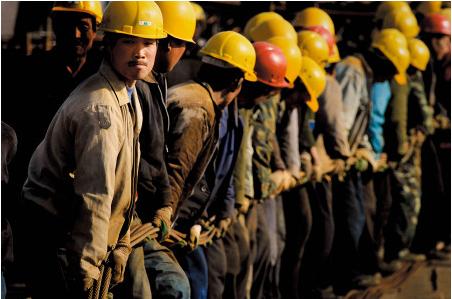 Gobierno chino lanza inspección para garantizar pagos de salarios a trabajadores migrantes