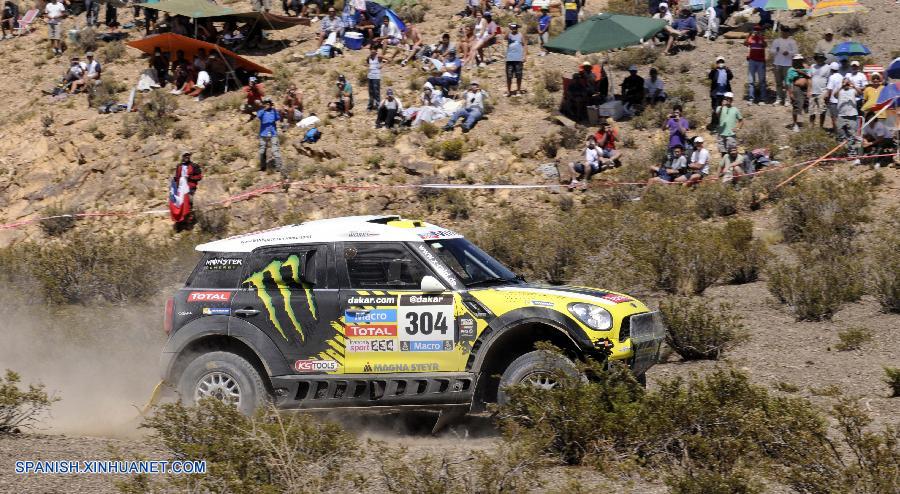 Rally Dakar: Españoles lideran competencia en autos y motos