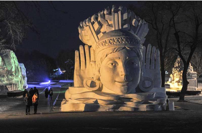 Exhibición Internacional de Esculturas de Nieve en Harbin (3)