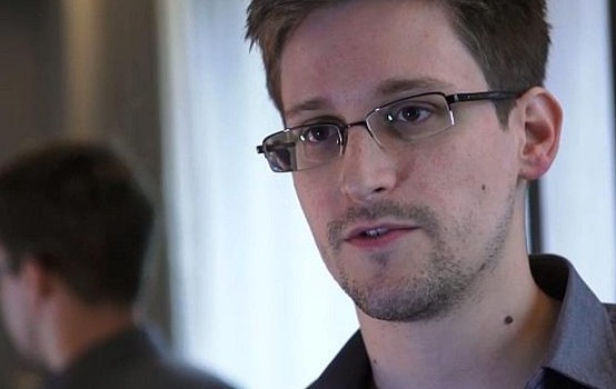 Parlamento europeo invita a Snowden a testificar por videoconferencia