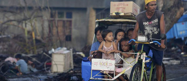 Filipinas está en alerta por tráfico humano desde áreas afectadas por tifón