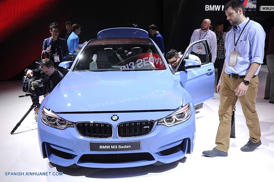BMW registra ventas récord en 2013
