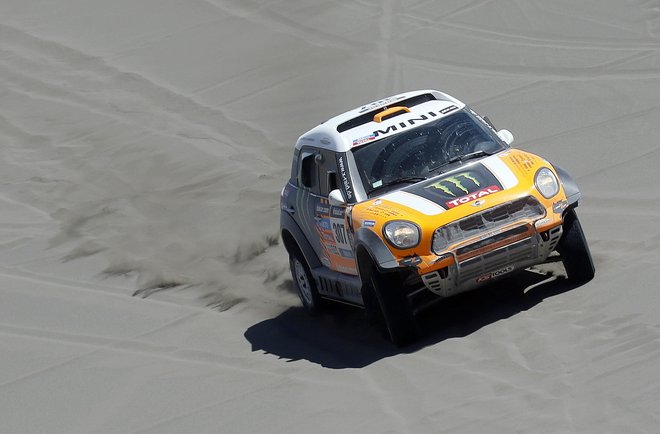 Rally Dakar: Argentino Terranova gana onceava etapa en autos