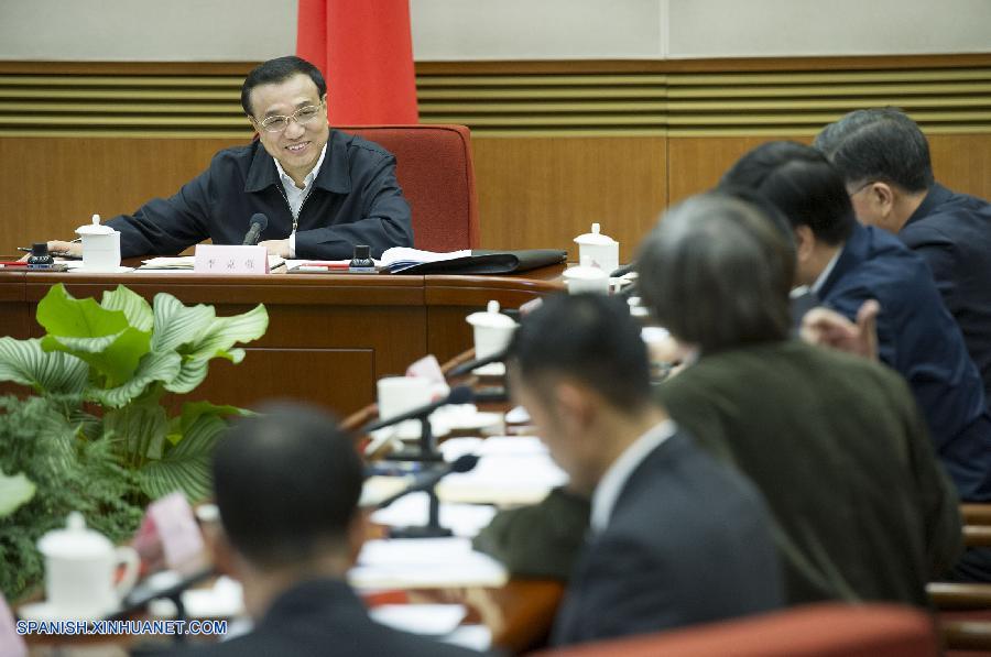 Premier chino escucha opiniones del público para perfeccionar su informe de trabajo del gobierno 