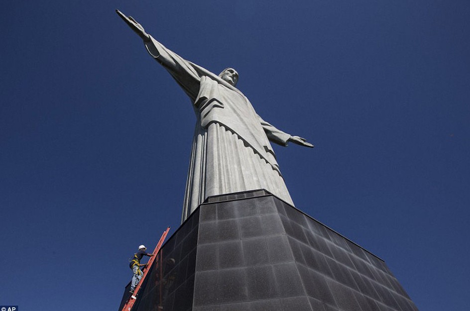 Comienza la reparación del Cristo Redentor de Río de Janeiro 4