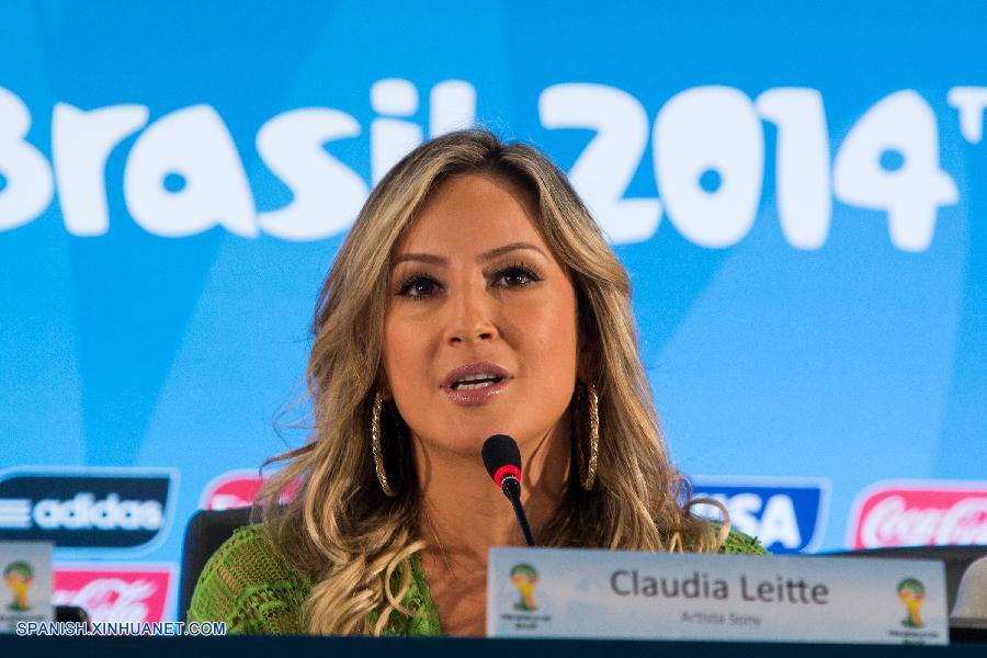 Fútbol: Jennifer Lopez, Pitbull y Cláudia Leitte cantarán tema del Mundial 