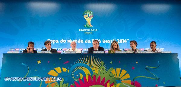 Fútbol: Jennifer Lopez, Pitbull y Cláudia Leitte cantarán tema del Mundial  9